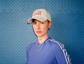 Léann Herlihy wearing an 'ON THE ROPES' cap. Photo: Sadbh O'Brien
