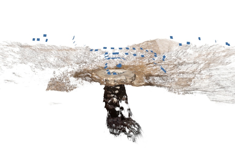 Forensic Architecture, Destruction and Return in al Araqib, 2010 – ongoing | 10:15 min | Image: Point-cloud of the well of Awimer Salman Abu Medium, September 2016. The blue rectangles indicate the positions of the individual image frames from which the 3D information was derived. Credit: Forensic Architecture.