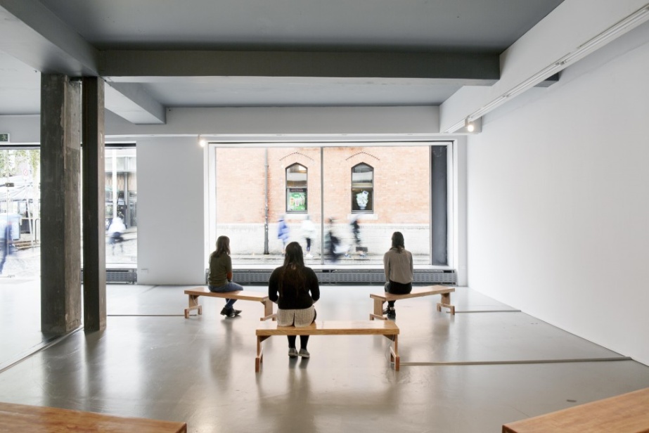 TBG+S Writer 2017: Gavin Corbett - Essay #3 ‘Hertz’

Installation View, Prime, Camille Norment, Temple Bar Gallery + Studios, 2017. Photo by Kasia Kaminska.